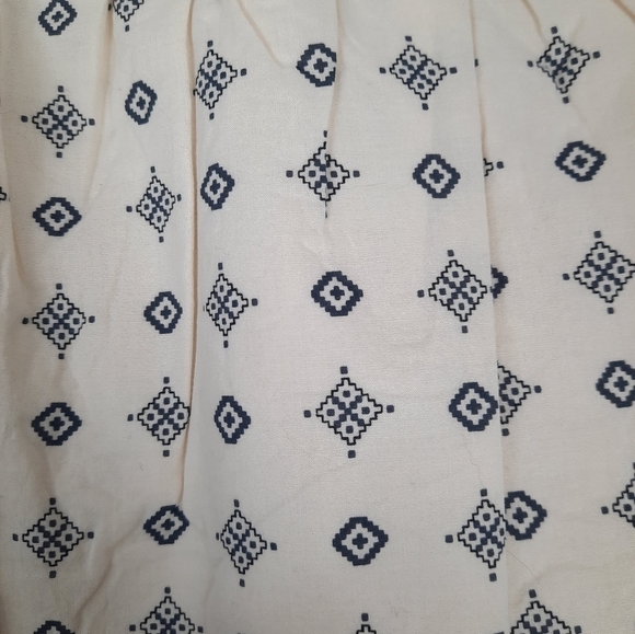 Gap Smocked Spaghetti‎ Strap Camisole Geometric Print Size XS Girls - Picture 4 of 7